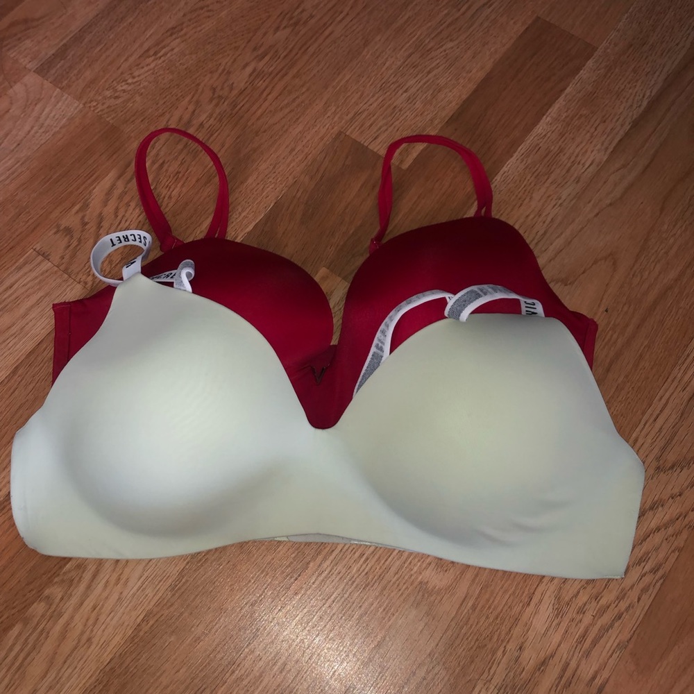 2 VS WIRELESS BRAS